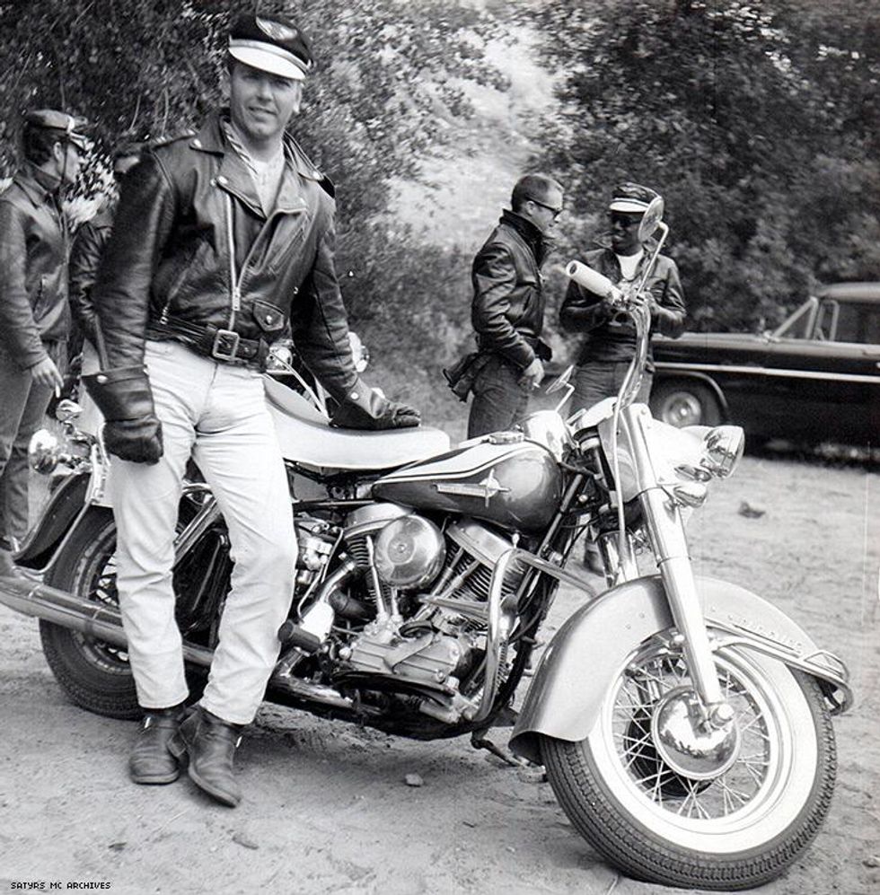 21-rare-gay-motorcycle-club-photos-from-1962