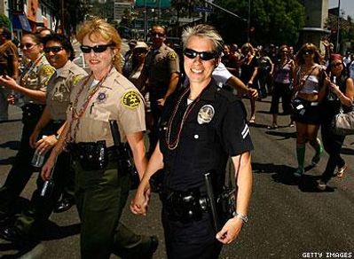 LGBTQ police blast SF Pride parade over uniform ban