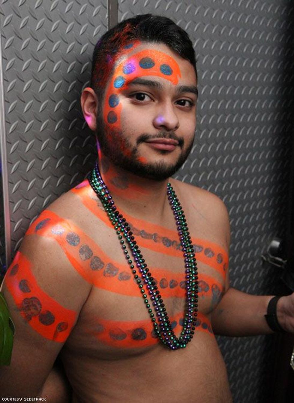 86 Pics Of Guys Stripped And Showing It Off For Mardi Gras In Chicago 4258