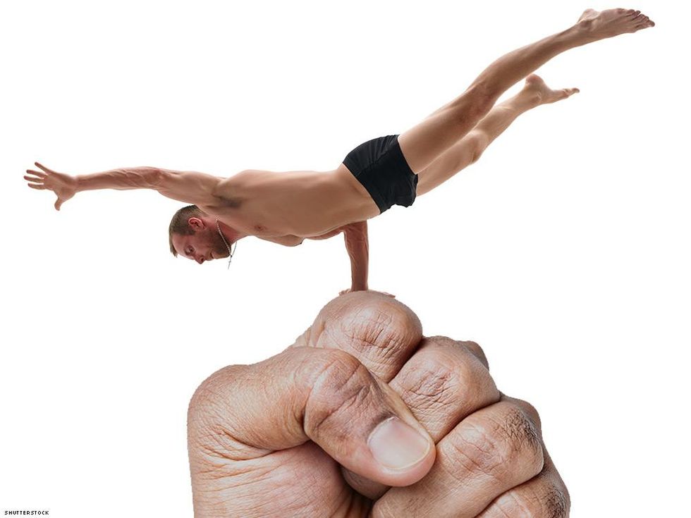 Fisting Hand Position - 25 Tips for Your First Fist