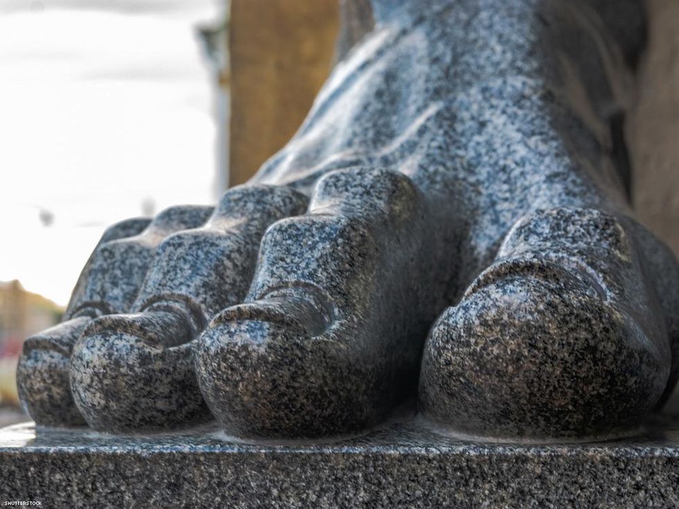Foot Worship Sculpture - 16 Ways to Explore a Foot Fetish