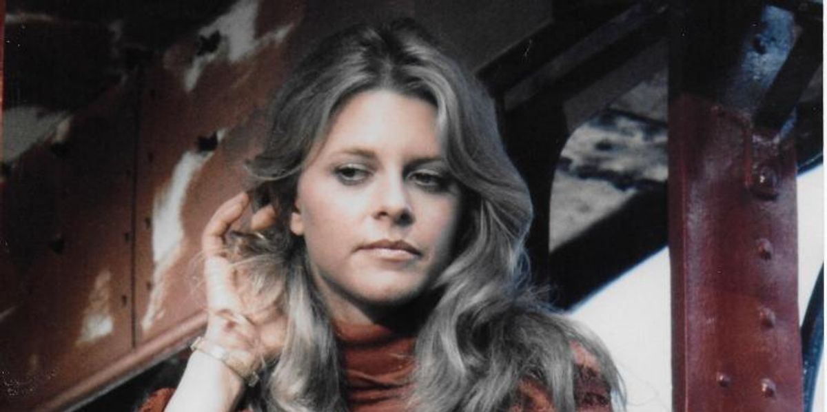 Tranny Buffy Summers Videos - Why 'The Bionic Woman' Resonates With Queer, Feminist Audiences