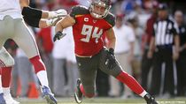 Tampa Bay Buccaneers linebacker Carl Nassib (94) warms up before an NFL  football game against the San Francisco 49ers, Sunday, Dec.11, 2022, in  Santa Clara, Calif. (AP Photo/Scot Tucker Stock Photo - Alamy