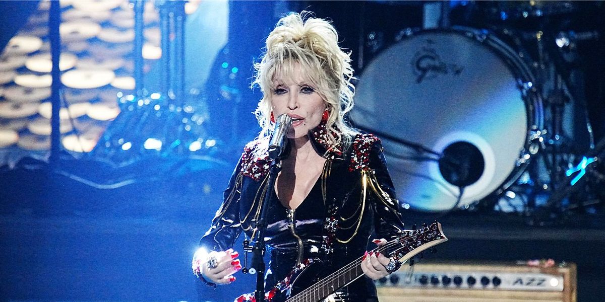 Dolly Parton Announces 'Rockstar' Tracklist and It's Everything We Want