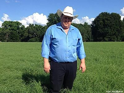 Lawmaker wants to make cowboy hat the official Texas topper