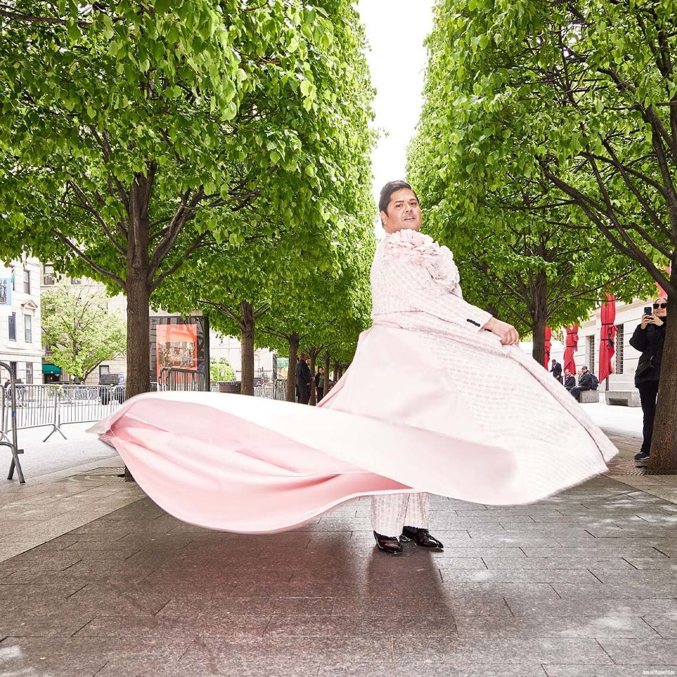 Photos Harvey Guillén on Bringing His Queer, Fat POC Self to the Met Gala