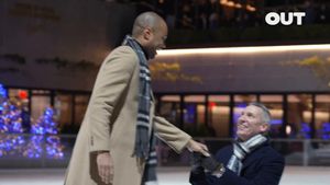 A gay man has the perfect proposal at the Rockefeller Center ice rink that will melt even the coldest hearts