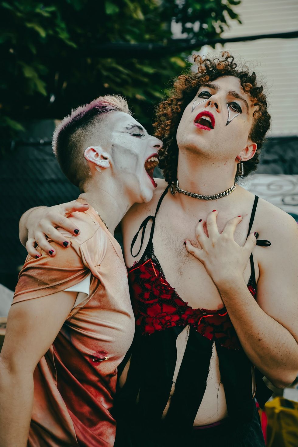 Photo Gallery Full Moon Drag Troupe Anti-Zionist Jewish Queer Artists HOT 2 ROT Sukkot Drag Outdoor Community Garden Spectacular Brooklyn, New York