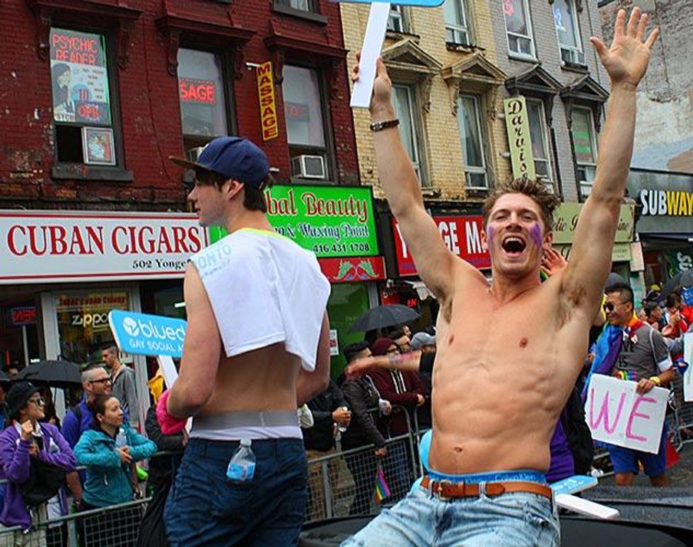 PHOTOS Toronto Shows Off Its Pride