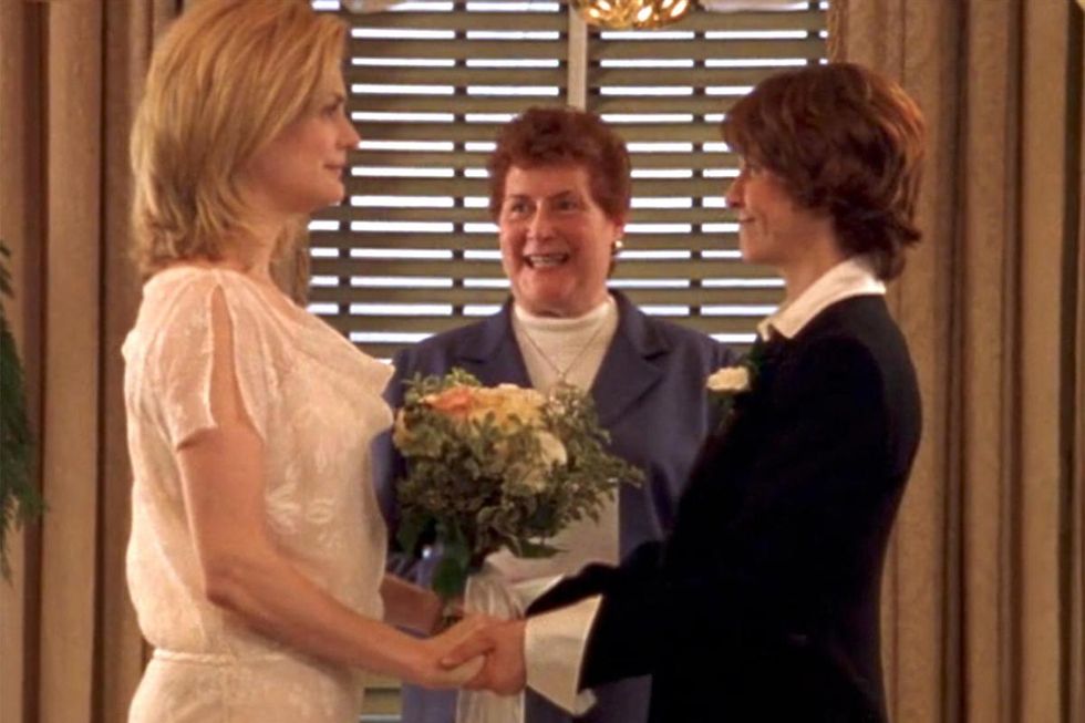 18 Lesbian and Queer TV Weddings to Melt Your Heart – Altabears Place