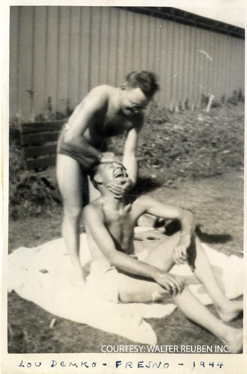 13 Vintage Gay Photos Taken at the Dawn of Photography