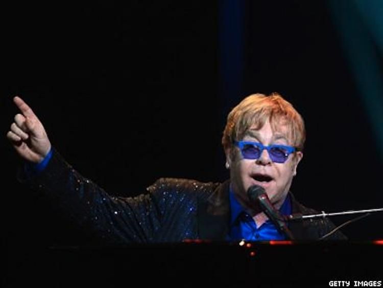 Elton John Urges LGBT Acceptance in Ukraine, Russia