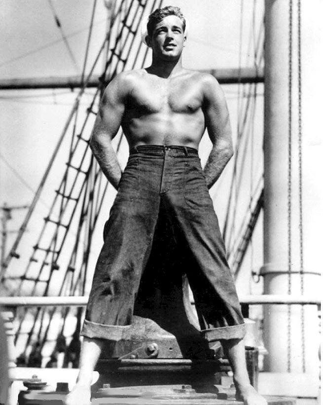 hollywood-hunks-laid-bare-1940s-1950s