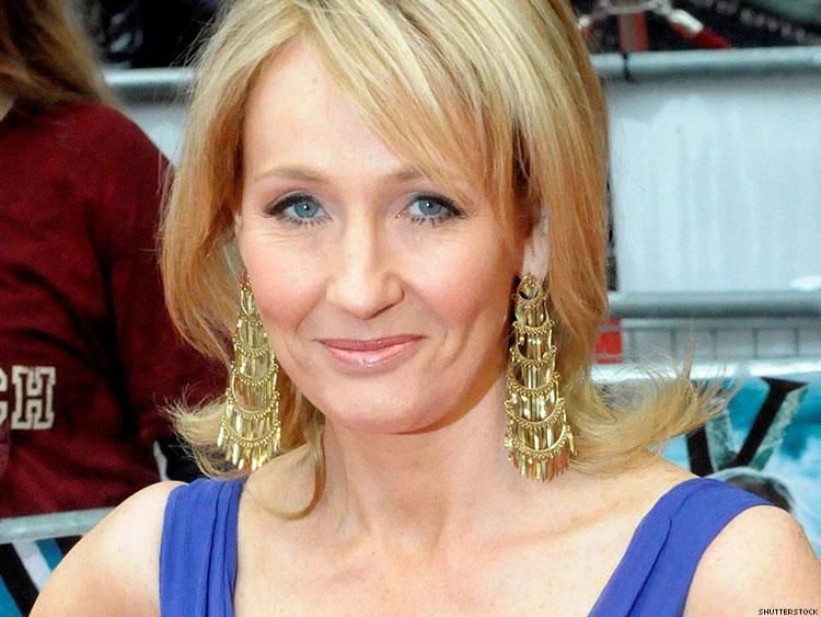 Harry Potter Author JK Rowling Defends Trump&#039;s Freedom of Speech