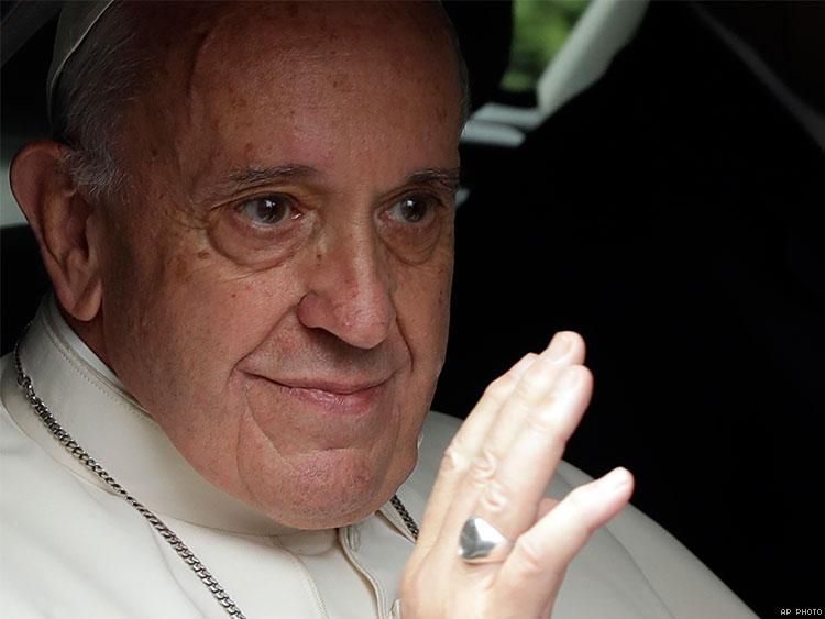 Pope Reiterates Catholic Church S Ban On Gay Priests