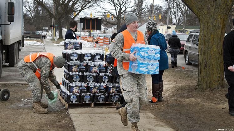 National Guard troops