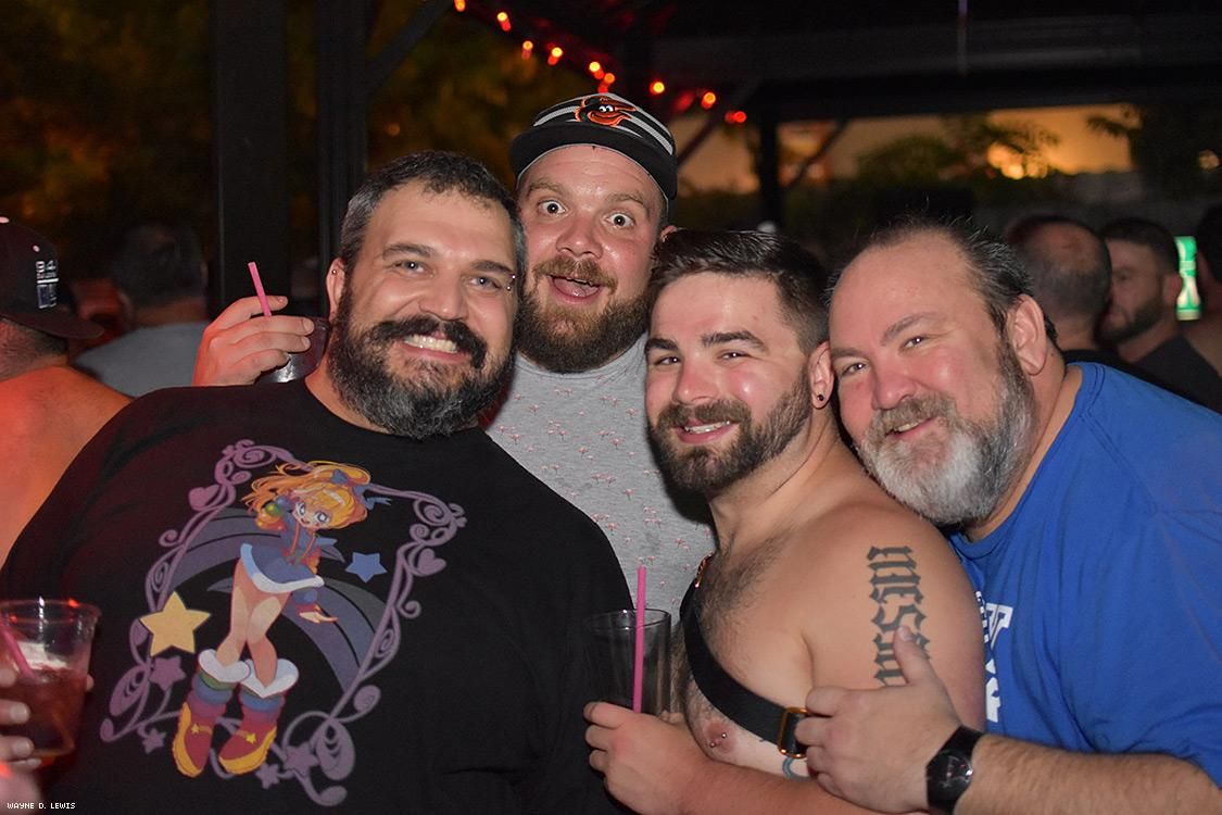 110 Muscle, Otter, Bear, & Daddy Party Pics