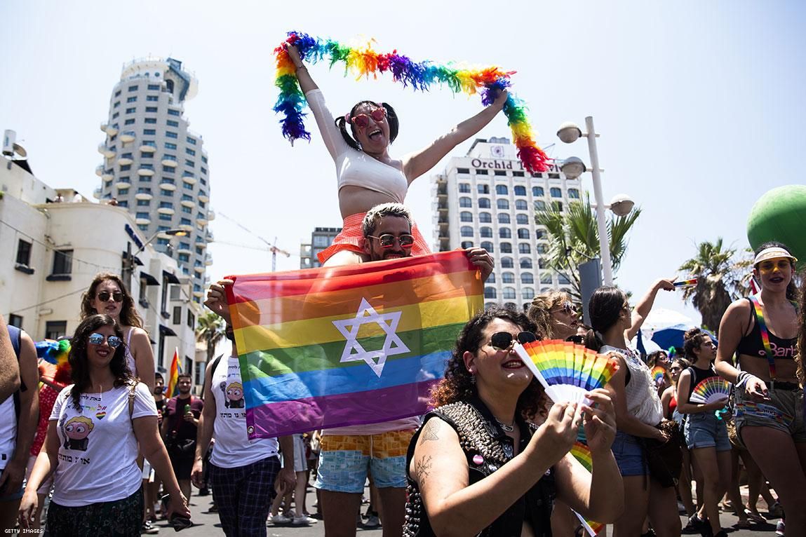 13 Photos of the Largest Pride Parade in the Middle East — Tel Aviv!