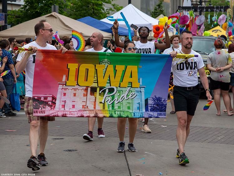39 Photos of Iowa City Pride Bring Out the Sunshine